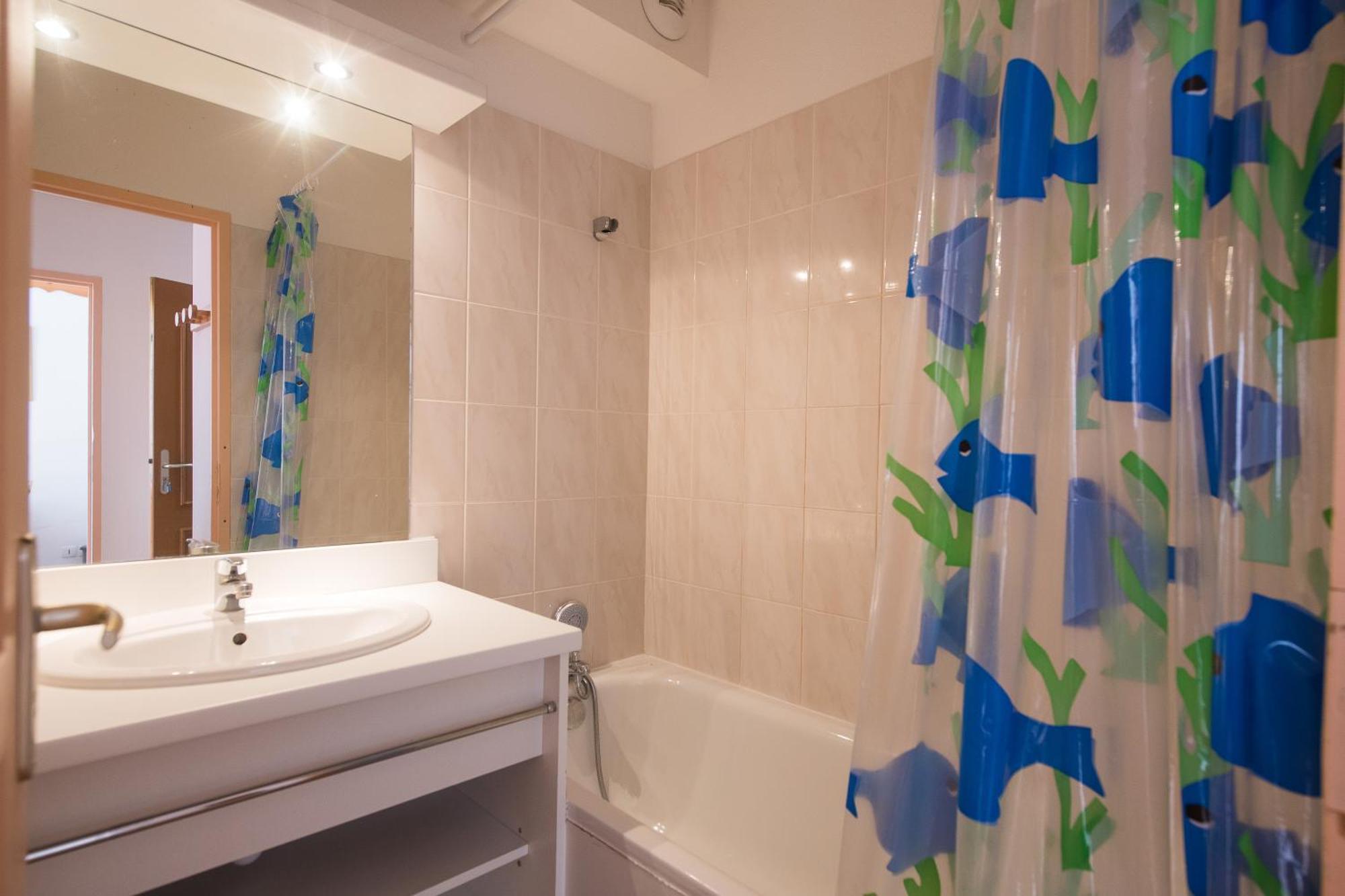 Le Hameau Des Ecrins Apartment ปี-แซ็ง-วาซ็อง ภายนอก รูปภาพ